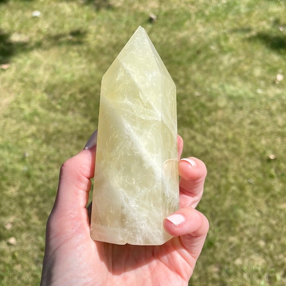 ☀️Citrine Crystal Tower with Flash⚡️ & Rainbows☀️~approx 5”